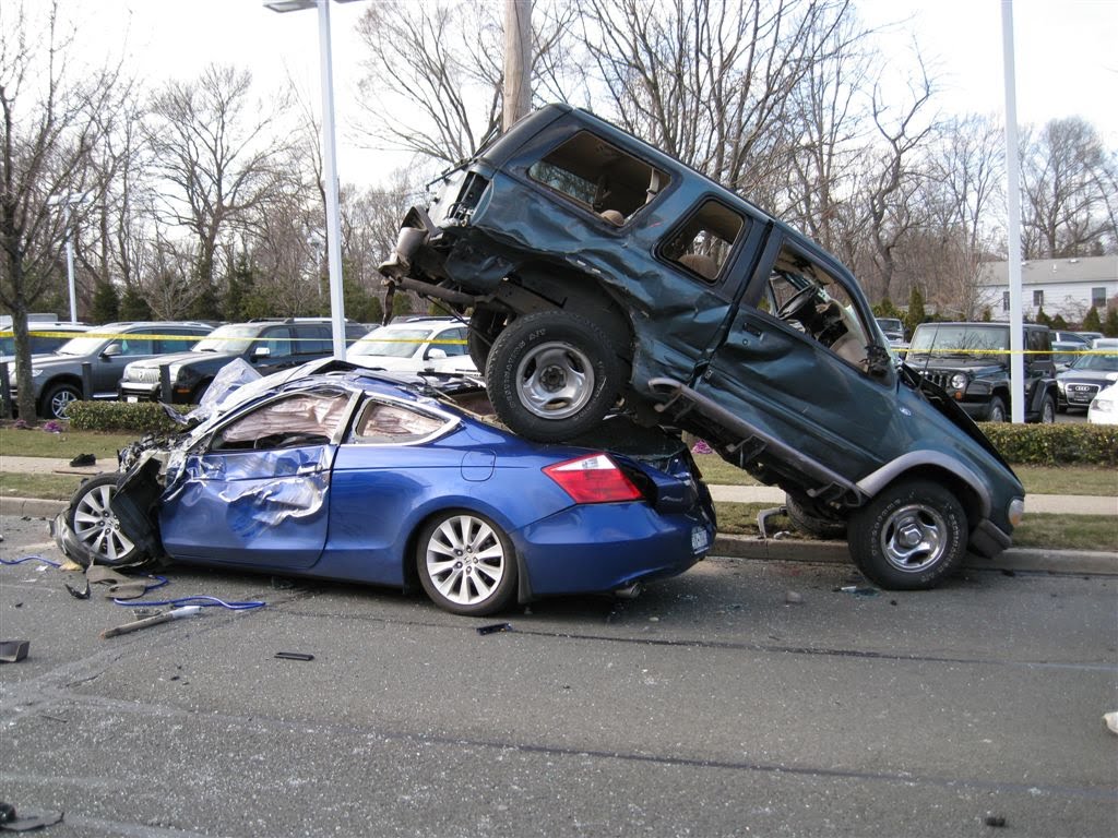 Русский car crash. Fotos of car crash.